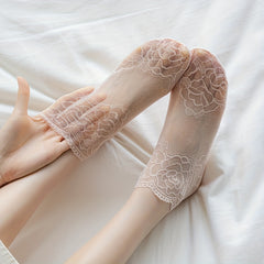5 Pairs Lace Trim Ankle Socks With Cotton Sole, Non-Slip, Breathable Mesh, Invisible Boat Socks, Rose Pattern For Women - KawaSocks