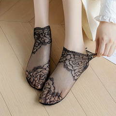 5 Pairs Lace Trim Ankle Socks With Cotton Sole, Non-Slip, Breathable Mesh, Invisible Boat Socks, Rose Pattern For Women - KawaSocks