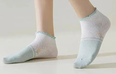 One Set of Cute Ankle Socks | Sweet Ankle Socks with Flower Pattern - KawaSocks