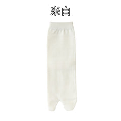 Cream split-toe crew sock showing two toe sections and the original Chinese cream color label