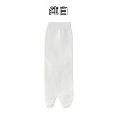 White split-toe crew sock showing two toe sections and the original Chinese white color label