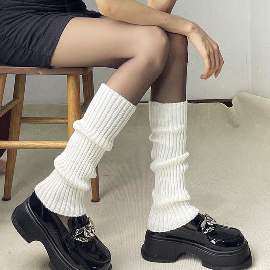 This History of Leg Warmers in Japan - KawaSocks