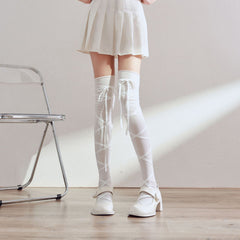 Chic and Playful Over the Knee Socks with Bow – Perfectly Cute Thigh High Socks for Trendy Kids