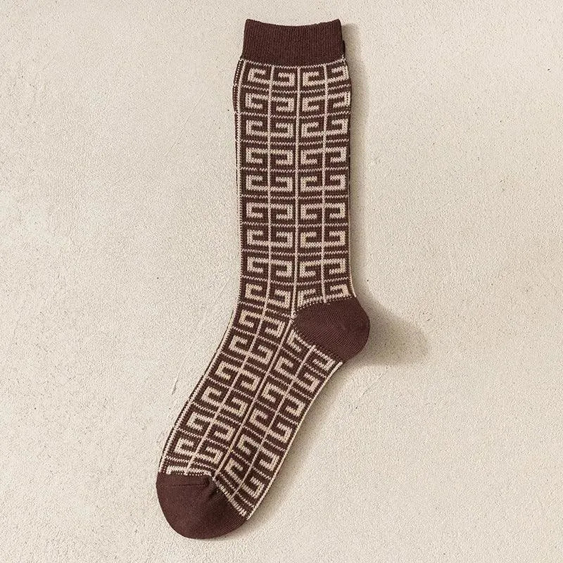 One Pair of Diamond Pattern Crew Socks | Vintage Socks | Christmas Socks - KawaSocks