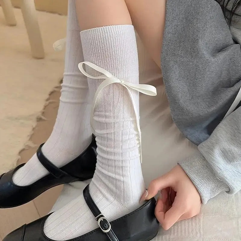 Elegant White Cute Knee High Socks with Ribbon Accents - KawaSocks