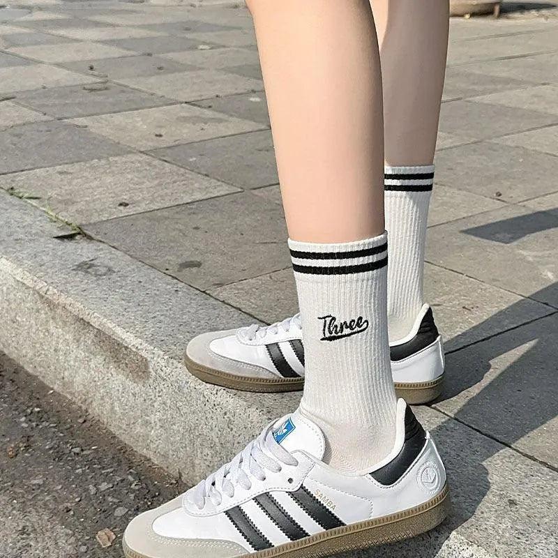 Kpop White Socks for Women | Striped Crew Socks | Kpop Outfits - KawaSocks