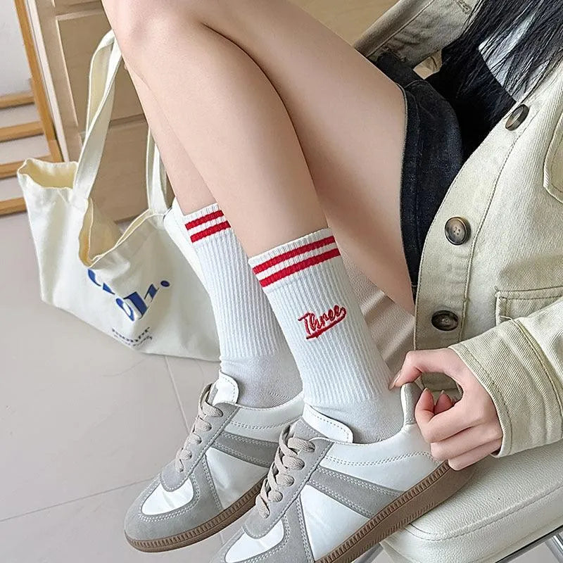 Kpop White Socks for Women | Striped Crew Socks | Kpop Outfits - KawaSocks