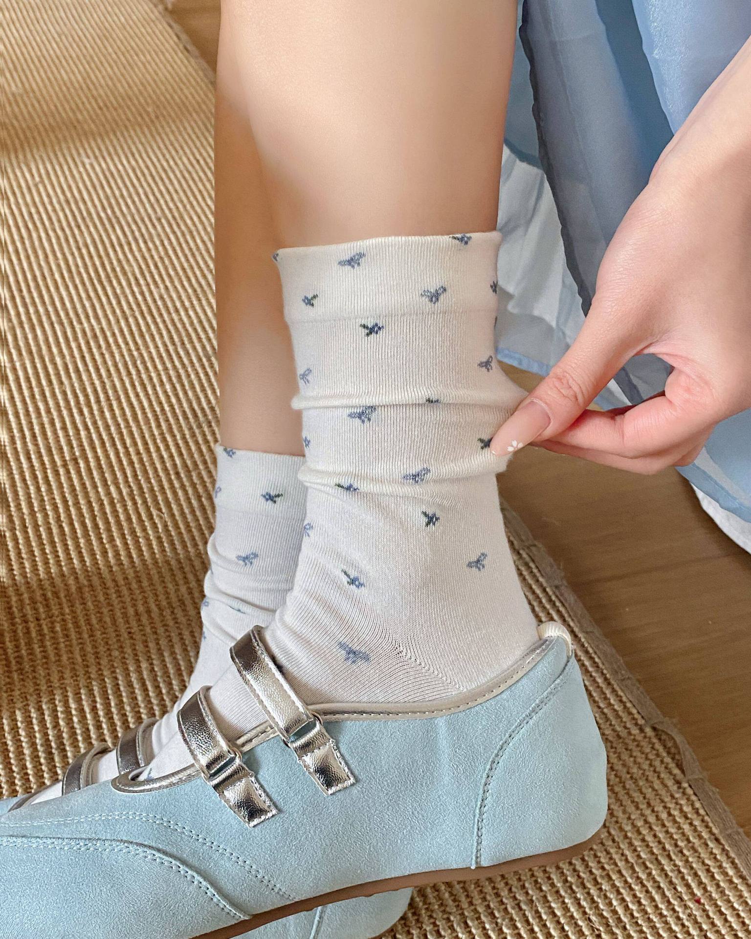 Soft Girl Cottagecore Smooth Cotton Dainty Bow & Gingham Crew Socks For Everyday Cute Outfits - KawaSocks