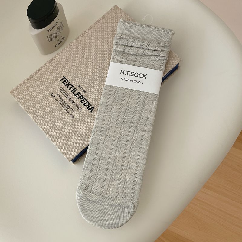 Vintage Mori Girl Pointelle Knit Lettuce Trim Crew Socks - KawaSocks