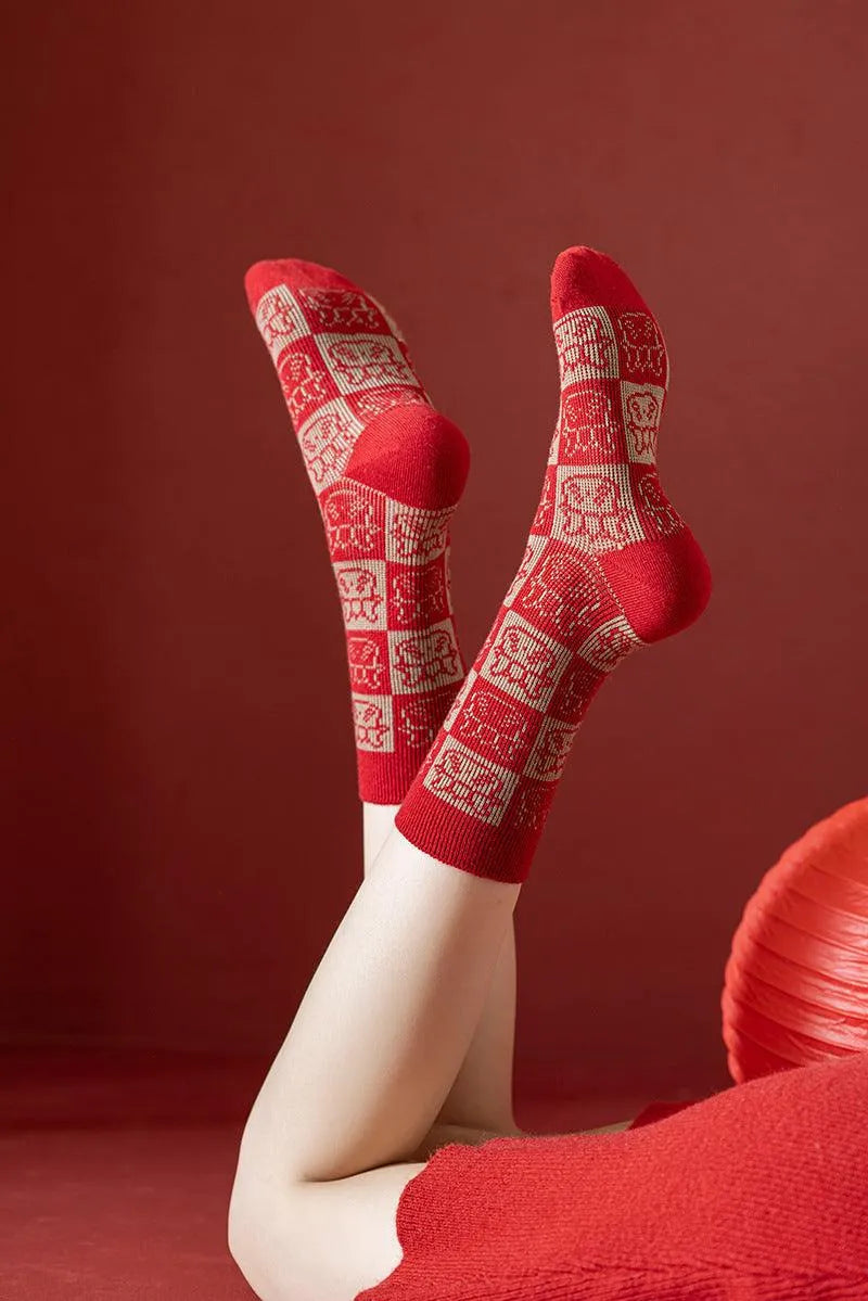 Red Christmas Socks | Xmas Socks With Diamond Pattern | Xmas Gift - KawaSocks