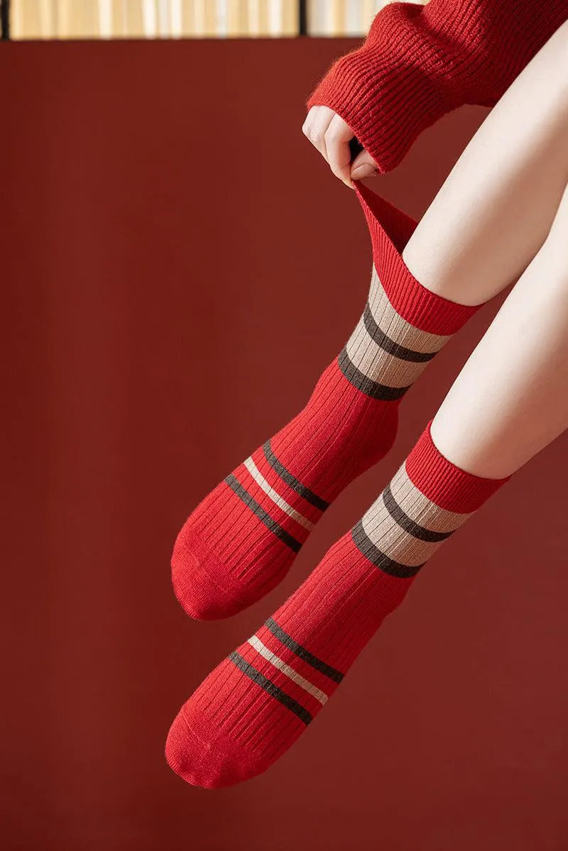 Red Christmas Socks | Xmas Socks With Diamond Pattern | Xmas Gift - KawaSocks