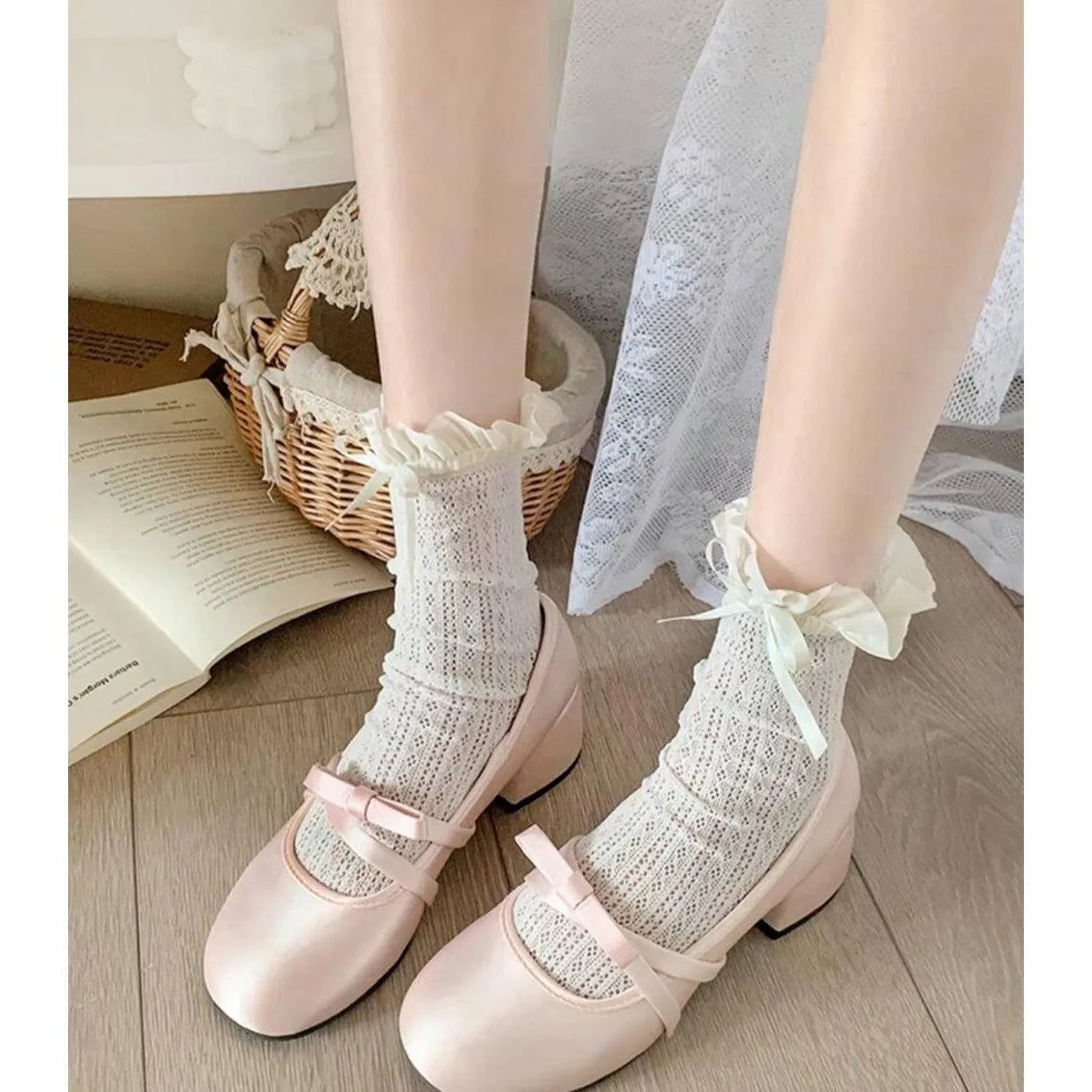 Lace Ankle Socks with Ribbon | Sweet Jirai Kei Outfits - KawaSocks