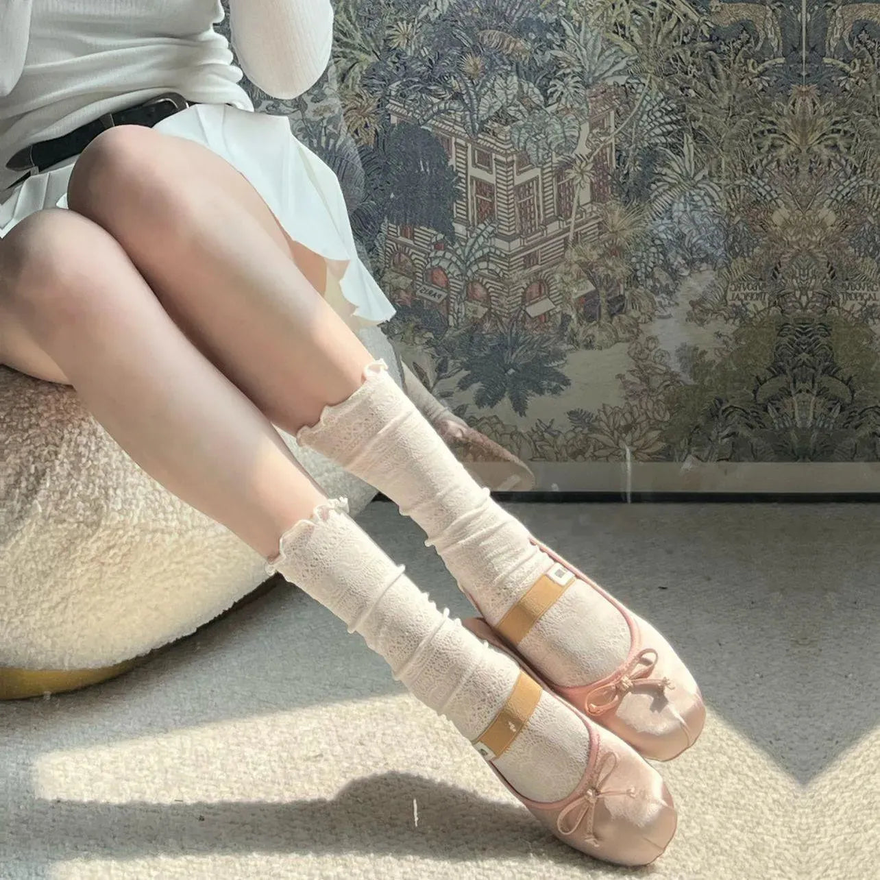 Solid Color White Vintage Lace Socks for Jirai Kei outfits - KawaSocks