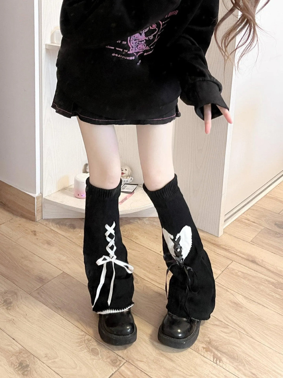 Y2K Outfits Black White Cute Leg Warmers with Ribbon and Heart - KawaSocks