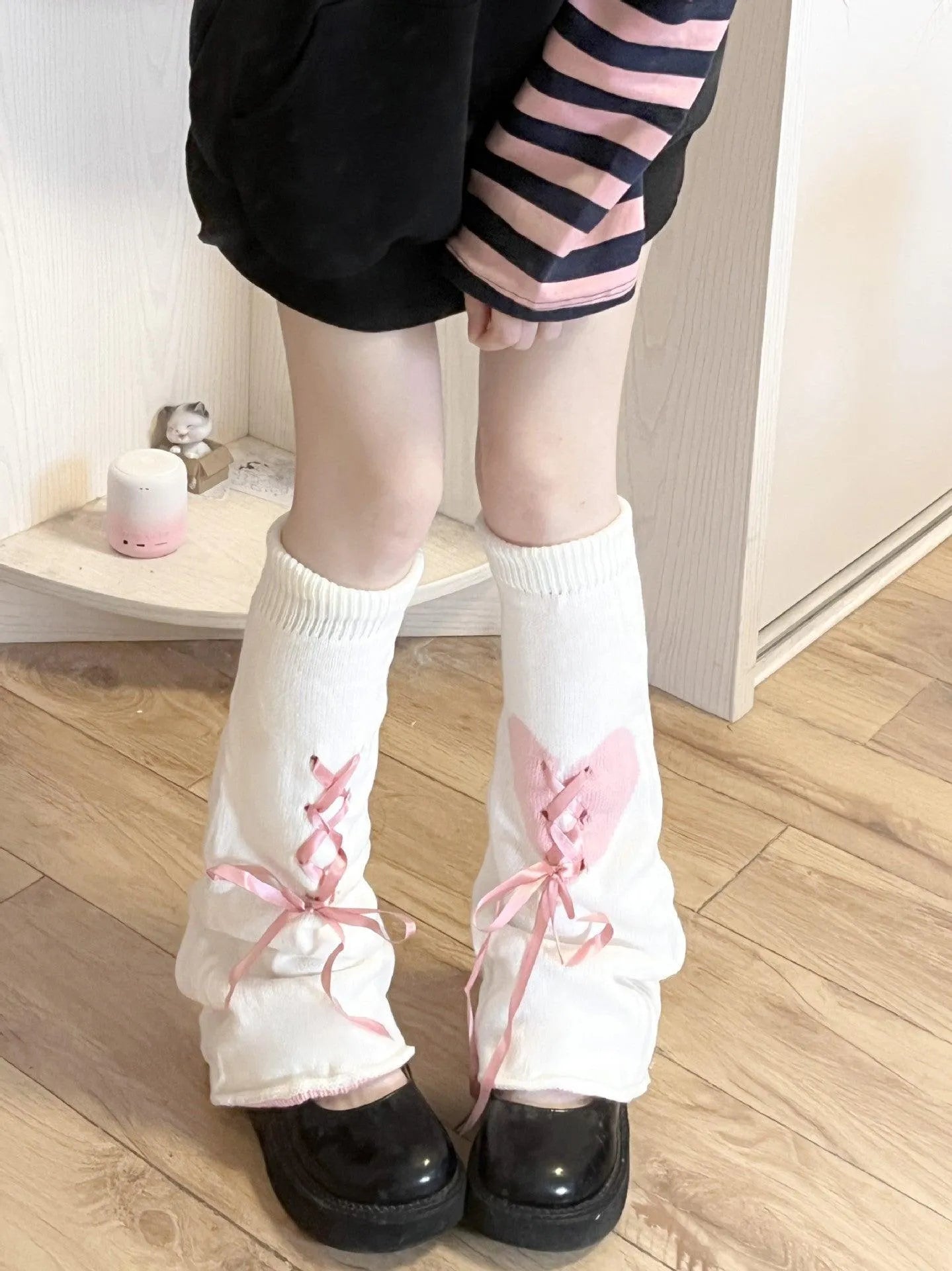 Y2K Outfits Black White Cute Leg Warmers with Ribbon and Heart - KawaSocks