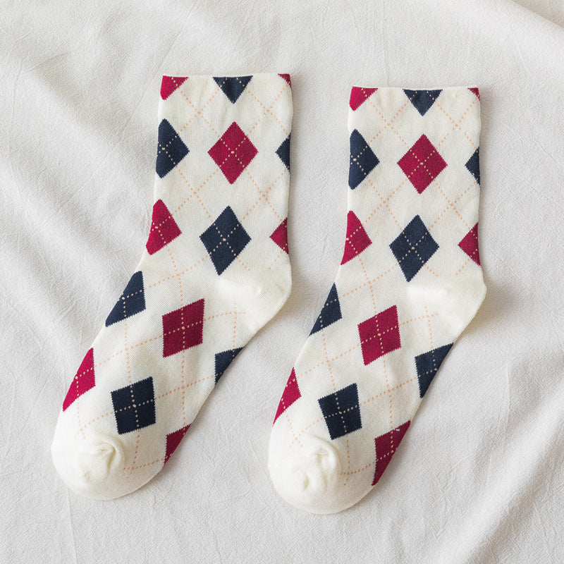Diamond pattern crew socks in the selected White color
