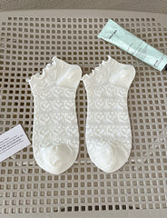 Ankle socks in the fixed White Heart design