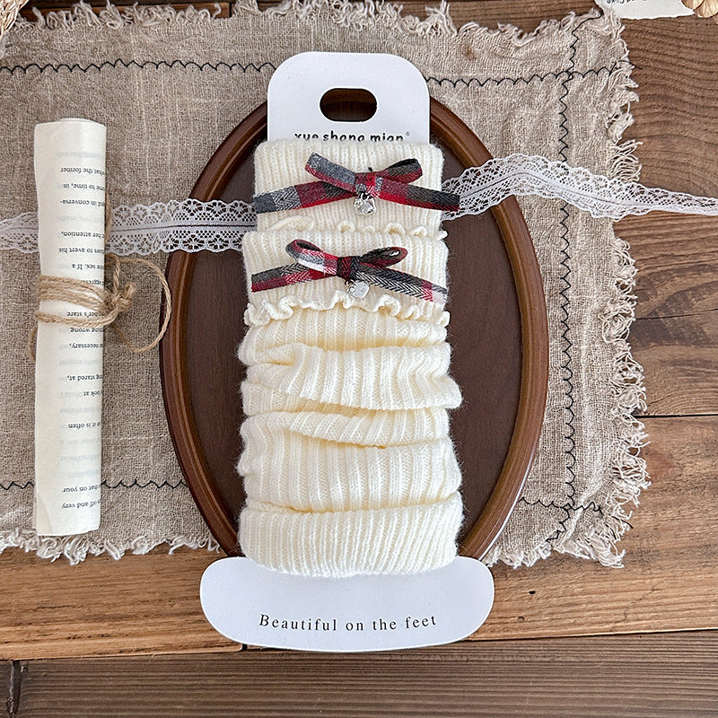 Untouched original reference showing White footless leg warmers and their selected ribbon details.