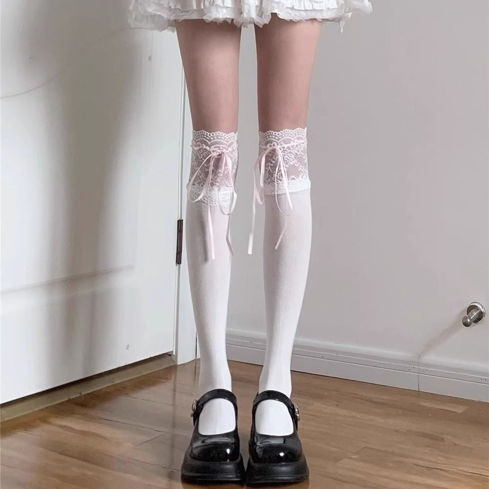 White long lace-cuff socks with pink ribbon detail