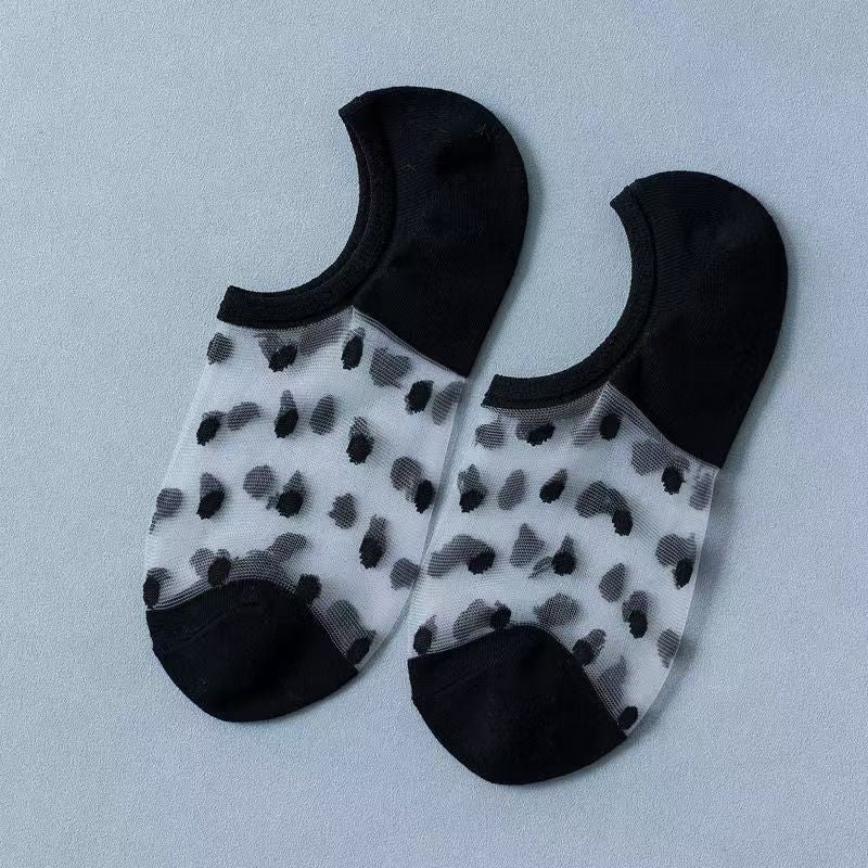 Tiny heart-like motif sheer liner socks in the selected Black color